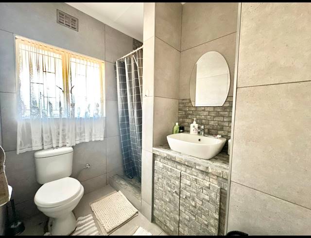 3 BEDROOM HOUSE FOR SALE IN FAUNA PARK